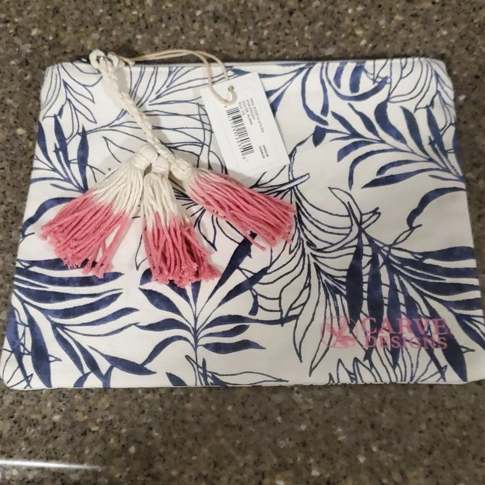 100% cotton pouch by Carve‎ Designs